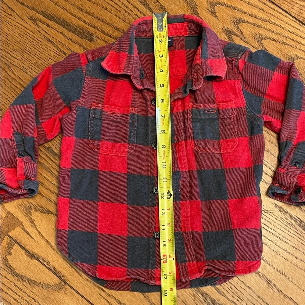 Baby GAP Kids Red and Black Plaid Button Down Long Sleeve Flannel Shirt size 3T
